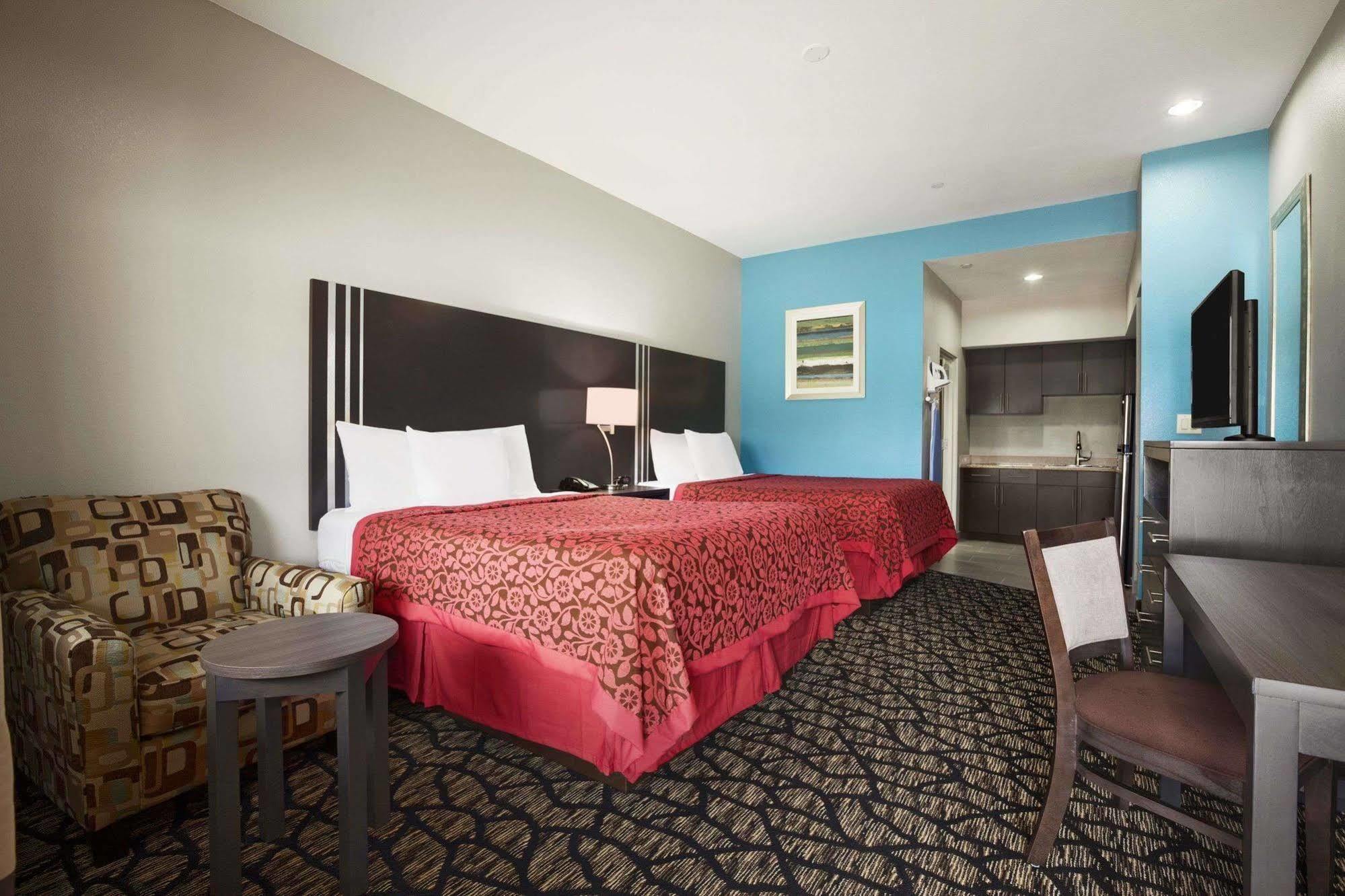 Days Inn & Suites By Wyndham Houston North-Spring Westfield Buitenkant foto