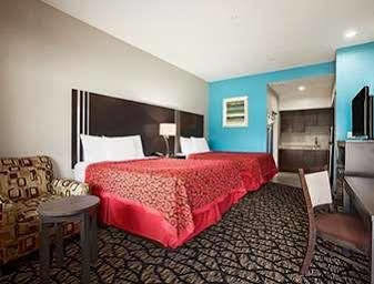 Days Inn & Suites By Wyndham Houston North-Spring Westfield Buitenkant foto